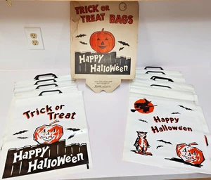 10 Vintage Halloween Trick or Treat Bags with Cardboard Store Display Sign - Picture 1 of 9