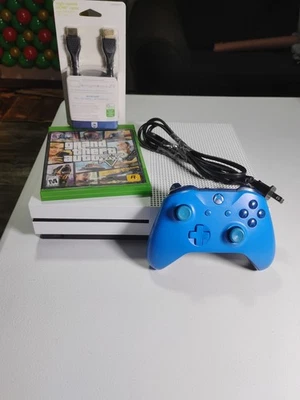 Consola Xbox One S 1TB - Blanca (XBS1TB) con Juego, Mando, Cables Envío Rápido  Foto 1 de 4