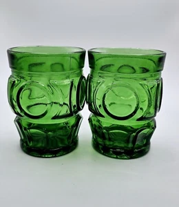 Vintage Wheaton Emerald Green Bullseye Tumbler Starburst Bottom Glass Set of 2 - Picture 1 of 3