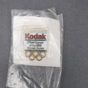 Spilla giacca bavero Kodak sponsor ufficiale delle Olimpiadi 1989 - Foto 1 di 2