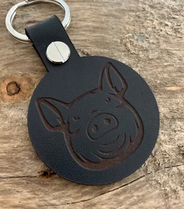 CARA DE CERDO Agricultor Carnicero Carne de Cerdo Cuero Llavero Llavero Regalo Negro - Imagen 1 de 2
