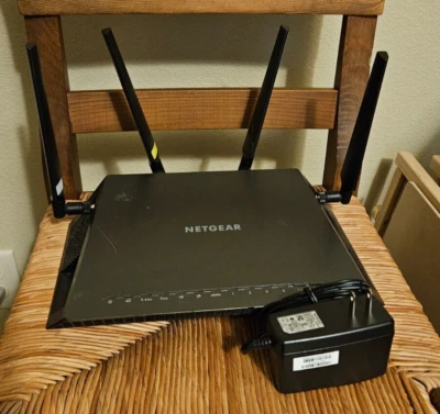 Netgear Nighthawk X4 AC2350 Smart Wifi Router R7500v2 -USED - Image 1 of 3