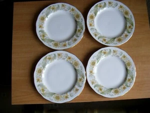 VINTAGE DUCHESS FINE BONE CHINA x4 GREENSLEEVES 6.5 DIA SIDE PLATES ENGLAND - Picture 1 of 10