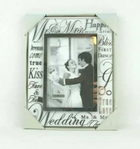 Malden International Wedding Mr. & Mrs. True Love 4 x 6 Glass Picture Frame New - Picture 1 of 12