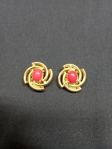 Vintage Paolo Gucci Gold-Tone Clip On Earrings with Red Oval Cabochon  - Picture 1 of 9