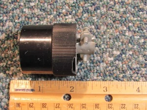 Circlok 10A 250V / 15A 125V 3-Prong Round Female Plug - Picture 1 of 5