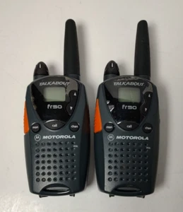Radio Walkie Talkies Motorola Talkabout Fr50 2 Vías Negro Probado Funciona - Imagen 1 de 7