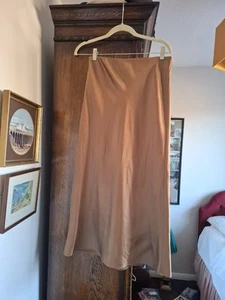 Gold Satin Skirt Size M - Picture 1 of 3