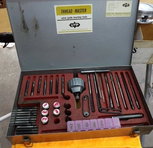 Master Ventilführung Rändelset mit Reibahlen, Dorne, Räder, Vorrichtungen UTP-Gewinde - Bild 1 von 6