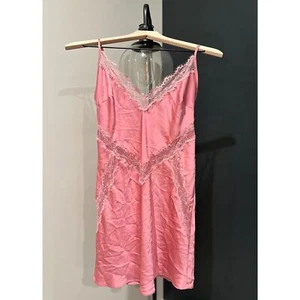 Victoria's Secret koronkowa sukienka wsuwana - Zdjęcie 1 z 7