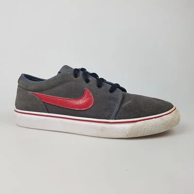 Boy's NIKE 'Low Top' Sz 5Y Shoes Grey Red Black Suede Skate | 3+ Extra 10% Off - image 1 of 4