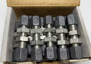 (Box of 10) Parker 6 WBU-SS Bulkhead Union 3/8" Stainless Steel Ferulok Fitting - Picture 1 of 6