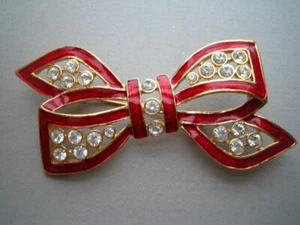 GOLD TONE RED ENAMEL & RHINESTONE BOW PIN or BROOCH - Picture 1 of 3
