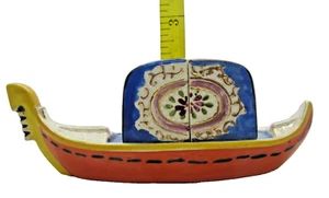 Ein Salz & Pfefferstreuer Set Japanisches Boot - Bild 1 von 6