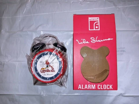 St. Louis Cardinals New 2016 Ringing Talking Retro Metal Alarm Clock Cover