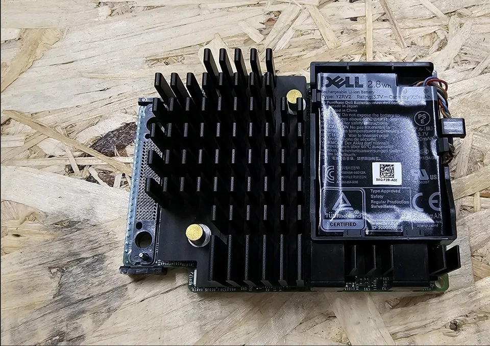 DELL 5FMY4 PERC  H740p/8GB 12G SAS/SATA MINI MONO RAID CONTROLLER - Image 1 of 1