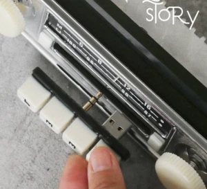 Radio knobs LMMU ivory with bluetooth and aux slot - Picture 1 of 2