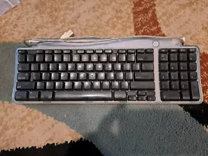 Apple M2452 Wired Keyboard Dual USB Port iMac - Picture 1 of 5