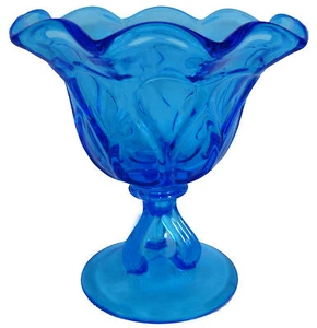 Vintage Westmoreland vetro blu chiaro modello dorico 5"t dolce composto aperto - Foto 1 di 5