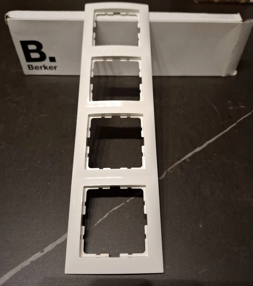 Berker S.1 Rahmen 4-fach Plarweiß Glänzend 10148989 - Bild 1 von 1