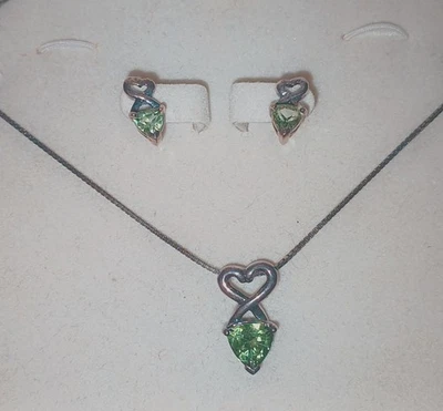 Vintage Sterling Silver Peridot Heart Pendant And Earring Jewelry Set - Image 1 of 3