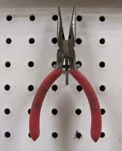 Stanley 6"  Needle Nose Pliers No. 84-120 - Picture 1 of 3