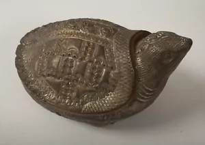 Messing Schildkrötenbox (M3R) Indien Südostasien (JSF6) beschriftet verziert 6,5" x 4,5 - Bild 1 von 7