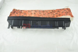CONVOGLIATORE INFERIORE RADIATORE ALFA ROMEO GIULIETTA 2 SERIE 156 - 60720634 - Imagen 1 de 7