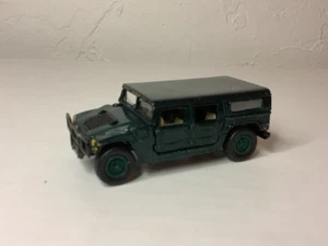2000 CIVILIAN 4-DOOR WAGON 2001 JOHNNY LIGHTNING HUMMER SERIES 1:64 DIE-CAST - Picture 1 of 4