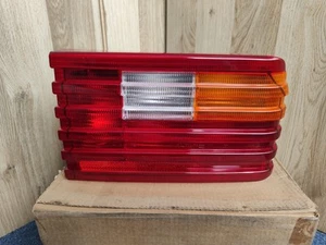 Austin Rover Montego Drivers Side O/S Right Rear Light Early saloon NOS GENUINE - Picture 1 of 7