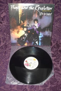Prince And The Revolution Let's Go Crazy 1st 12" Maxi-Single, SRC Press VG+/VG+ - Foto 1 di 11