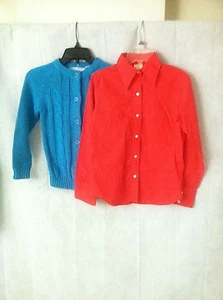 Lote Cárdigan Azul Acrílico Suéter y Blusa Roja Mangas Largas Botones Talla 12 - Imagen 1 de 4