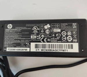 HP Model PPP009C AC Standard Genuine Laptop Adapter Power Charger 677774 002 - Picture 1 of 5
