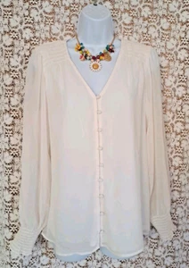 1.State Damen Bluse Größe M cremefarben transparent Overlay Ärmel gesmokte Details  - Bild 1 von 11