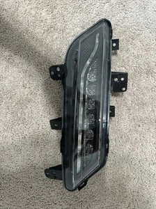 2015 Lincoln MKZ OEM Left Drivers Side Fog Light DP53-15A425-AB *Damage* 13-16 - Picture 1 of 9