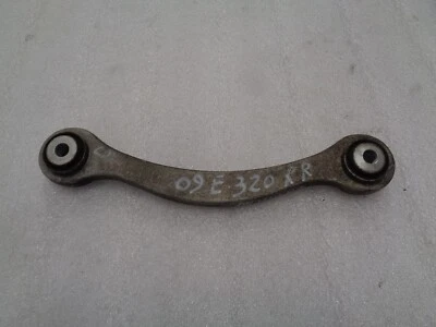Brazo de control superior trasero derecho del lado del pasajero Mercedes E320 2003-2009 OEM AK230587 Foto 1 de 4