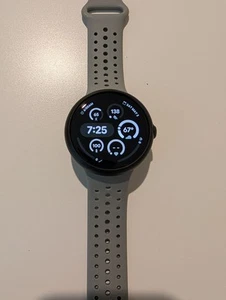 Google Pixel Watch 3 45mm Aluminum Matte Black GPS/Wi-Fi Smartwatch - Zdjęcie 1 z 6