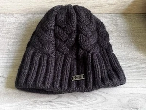 Under Armour Cable Knit Womens Beanie Cap Fleece Lined Black Winter - Picture 1 of 3