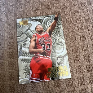 1995-1996 FLEER METAL SCOTTIE PIPPEN NUTS AND BOLTS #216 CHICAGO BULLS - Picture 1 of 4