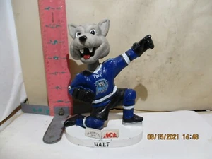 WALT WOLF , MASCOT OF WENATCHEE WILD HOCKEY BOBBLEHEAD - MISSING STICK OR FLAG - Picture 1 of 3