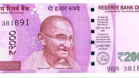 2000 Indian Rupee Notes Cover