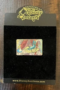 Disney Auctions Alice In Wonderland Scenes Caterpillar Pin! LE500! #43898! - Picture 1 of 1