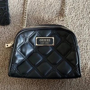 Guess Handbag Shoulder Bag Black Quilted with Chain - Picture 1 of 4