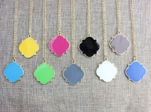 Personalisierte Emaille Scheibe Monogramm Rohling Vierflügel Kleeblatt Anhänger lange Halskette - Bild 1 von 30