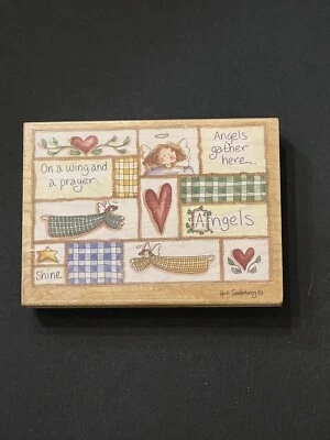 Sellos Happen Angels Gather Here Collage 90139 Sello de goma Heidi Satterberg Foto 1 de 4