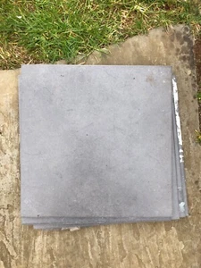 WICKES URBAN GREY FLOOR CERAMIC TILES 330mm x 330mm - Picture 1 of 7