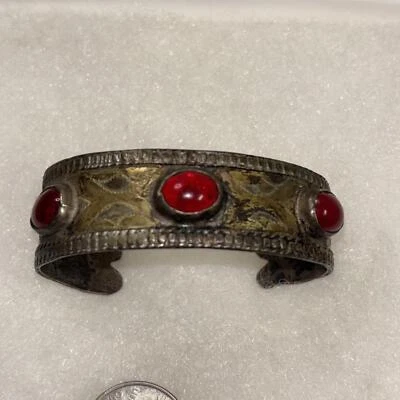 Brazalete vintage de cristal rojo y esterlina Foto 1 de 4