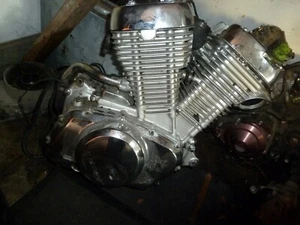 Engine motor 16k miles Intruder 800 VS800 VS700 Suzuki #N12 - Picture 1 of 5