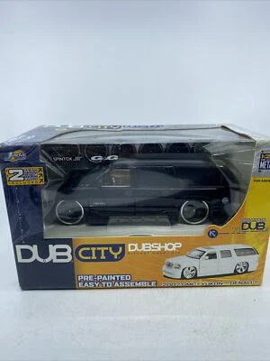 Jada Toys 1/24 raro fundido a presión GMC Yukon Denali 2002 negro en caja original Foto 1 de 4