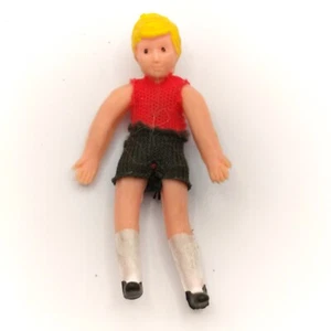 Casa delle bambole in miniatura ragazzo figura in gomma giocattolo vintage fratello figlio - Foto 1 di 3